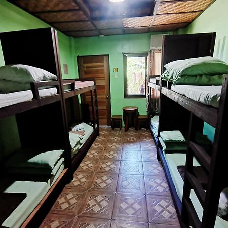 In-N-Out Hostel Сикихор Экстерьер фото
